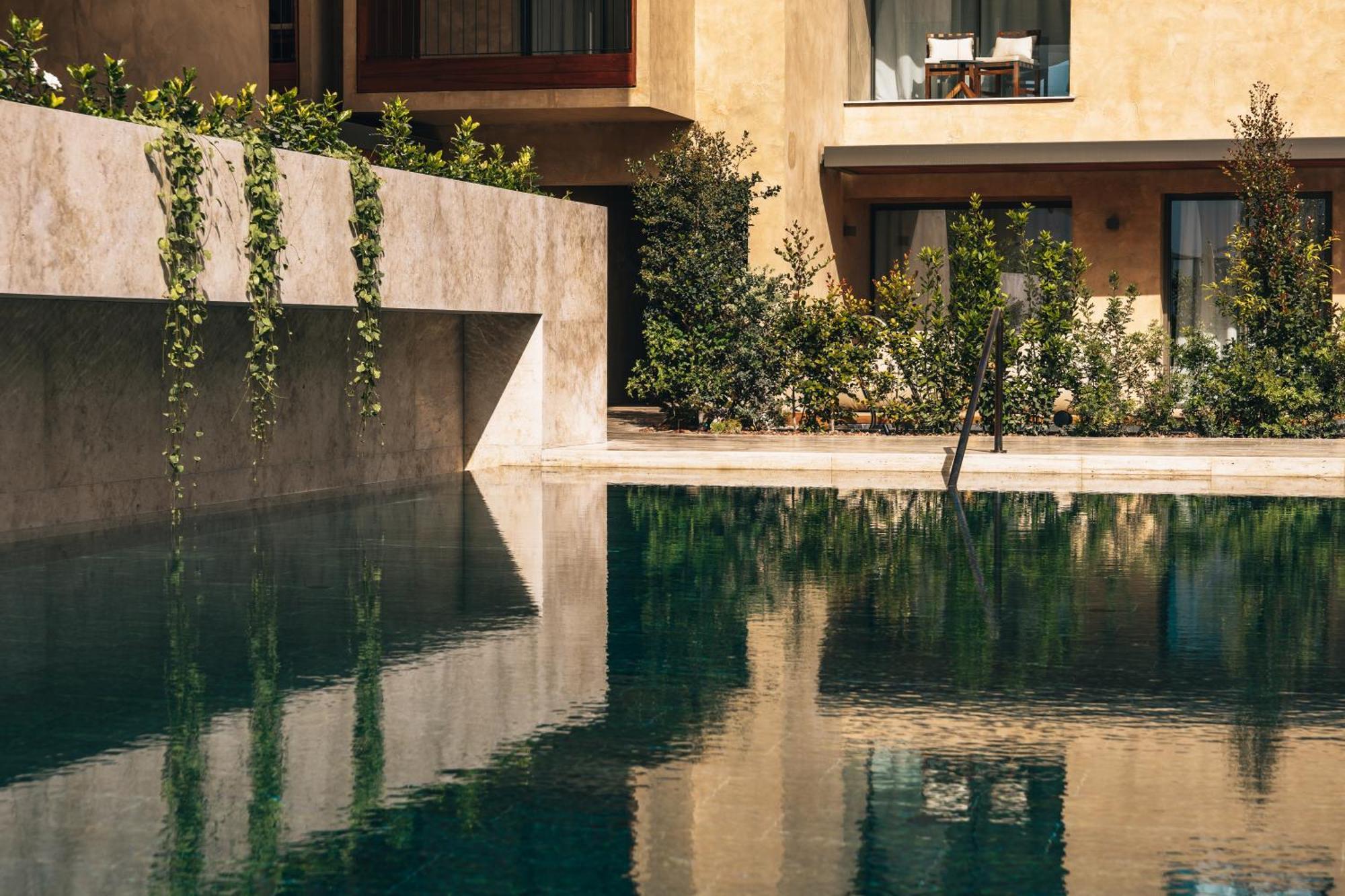 M Boutique Hotel - Designed For Adults Paphos Extérieur photo