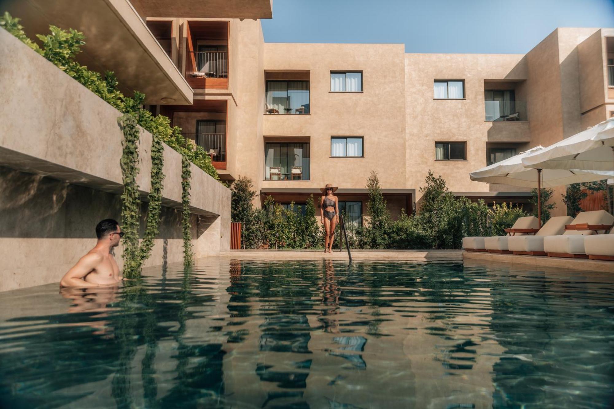 M Boutique Hotel - Designed For Adults Paphos Extérieur photo